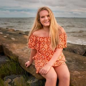 Meet your Posher, Emma